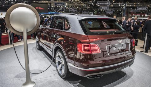 The Bentley Bentayga Hybrid is here