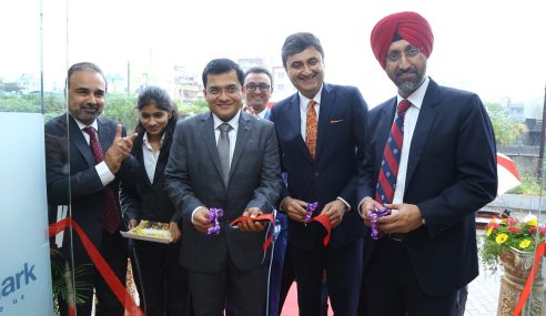 Nissan Opens two new dealerships in Pune at Wakdewadi and Kharadi