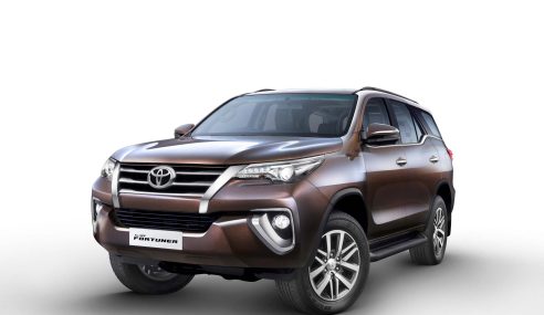 Toyota Fortuner and Innova hit record sales in December ’18