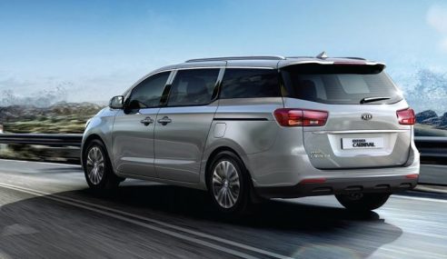 Kia may display Carnival MPV at 2020 Auto Expo