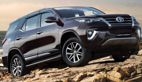 Toyota Fortuner vs Ford Endeavour