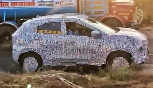 Tata Nexon facelift continues testing; new features leaked