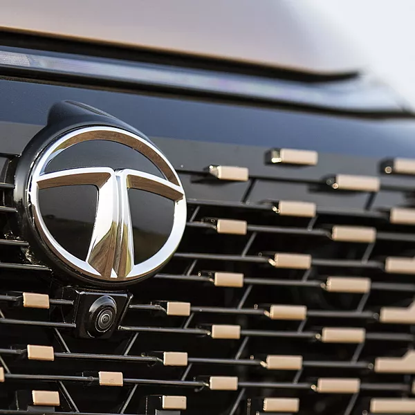 Tata Motors signs MoU with Government of Tamil Nadu to setup a new plant